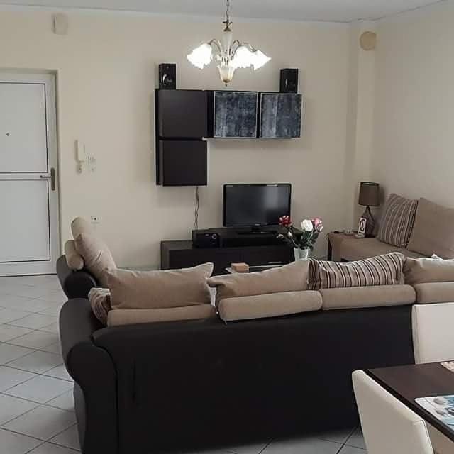 Stathoris Deluxe Apartment Néa Péramos Exteriör bild