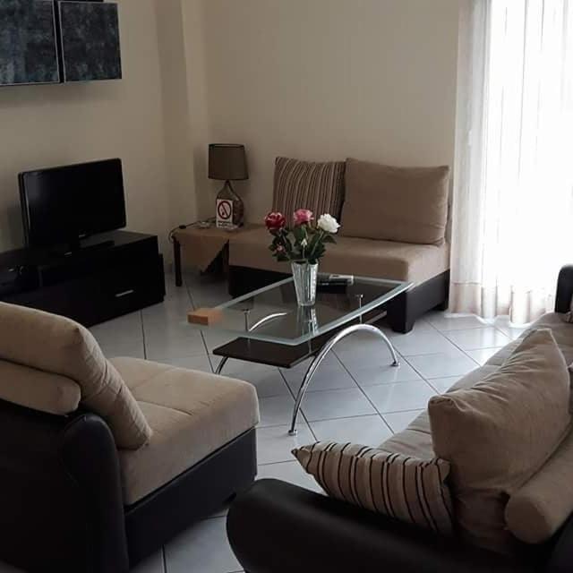 Stathoris Deluxe Apartment Néa Péramos Exteriör bild
